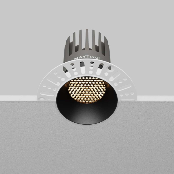 Встраиваемый светильник Maytoni Technical DL121-15W-3K-TRS-B
