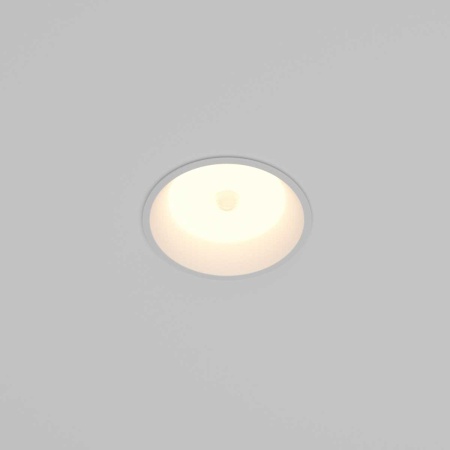 Встраиваемый светильник Maytoni Technical Downlight DL055-8W3K-SEN-W