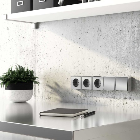 Розетка с заземлением Werkel Gallant серебряный W5071006 4690389167157