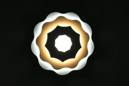 Настенный светодиодный светильник Omnilux Varedo OML-07901-26