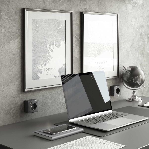 Розетка с заземлением, шторками и USB тип A+C Werkel Gallant графит рифленый W5071704 4690389179617