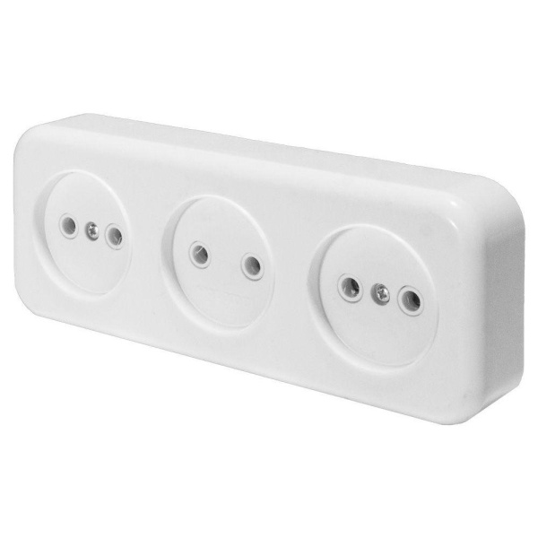 Розетка тройная 2P Stekker Брест белый PST16-50-20 39699