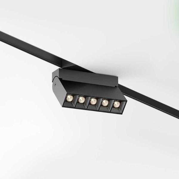 Трековый светодиодный светильник Maytoni Technical Points Rot TR077-2-10W3K-B Трековый светодиодный светильник Maytoni Technical Points Rot TR077-2-10W3K-B