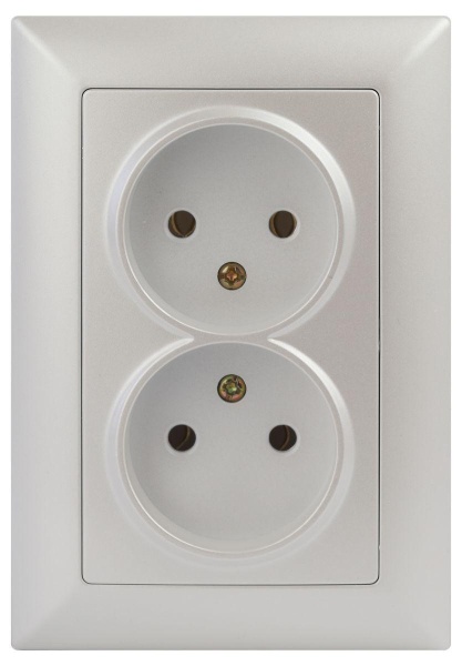 Розетка двойная ЭРА Intro Solo Schuko 2X2P 16A 250V перламутровый 4-204-06 Б0053671 Розетка двойная ЭРА Intro Solo Schuko 2X2P 16A 250V перламутровый 4-204-06 Б0053671