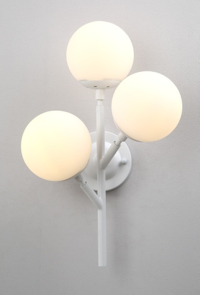 Бра Crystal Lux MEDEA AP3 WHITE Бра Crystal Lux MEDEA AP3 WHITE