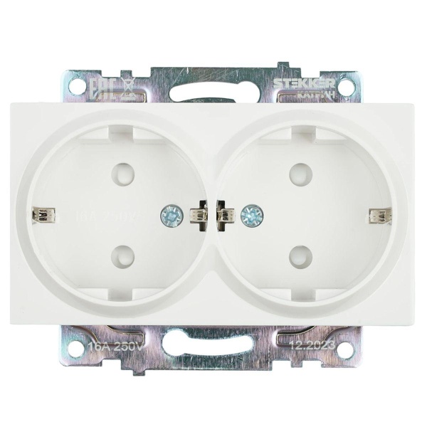 Розетка двойная 2P+PE Stekker Катрин со шторками белый GLS16-7114-01 39574