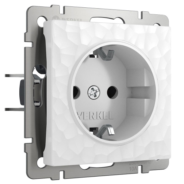 Розетка Werkel Hammer с заземлением и шторками белый W1271101 4690389162817 Розетка Werkel Hammer с заземлением и шторками белый W1271101 4690389162817