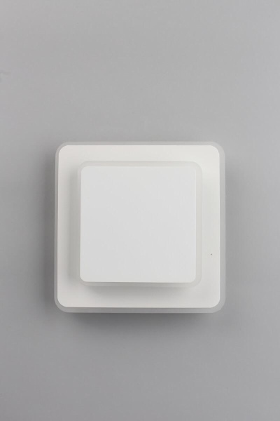 Настенный светодиодный светильник Omnilux Milanese OML-01801-15