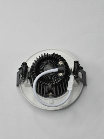 Встраиваемый светодиодный светильник Elvan VLS006R-7W-NH-Wh