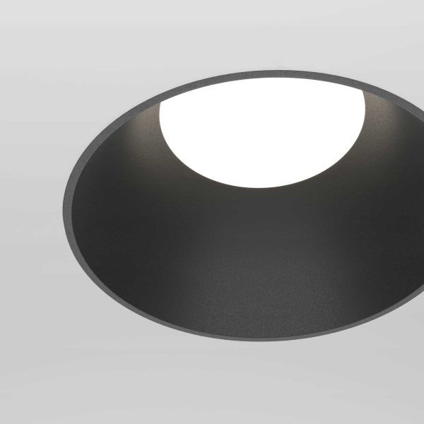 Встраиваемый светильник Maytoni Technical Downlight Share DL126-GU10-TRS-B