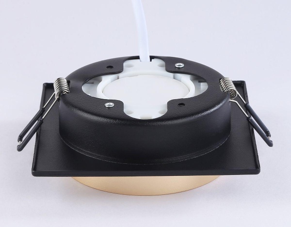 Встраиваемый светильник Ambrella Light Techno Spot GX53 Acrylic tech TN5232 Встраиваемый светильник Ambrella Light Techno Spot GX53 Acrylic tech TN5232