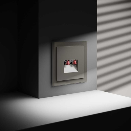 Розетка акустическая встраиваемая Voltum S70 4-местная, (шелк) VLS060304