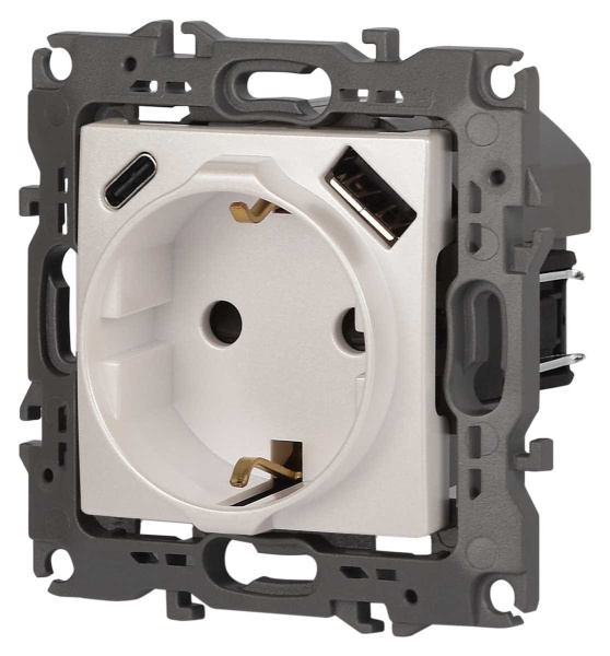 Розетка ЭРА Серия 12 12-4108-15 2P+E 16A-250В со шторками с USB type-A+C 5В-3А перламутр Б0067767