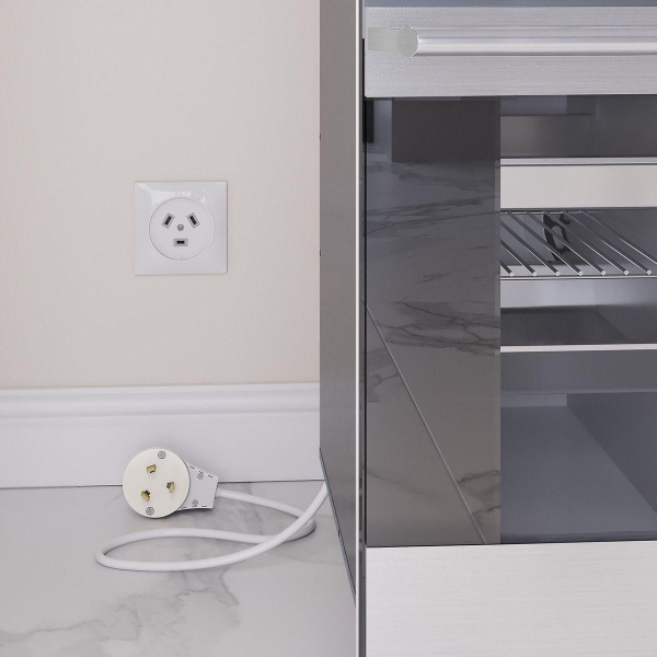 Розетка с вилкой для электроплиты Werkel 250V 32A белый W1189201 4690389170805 Розетка с вилкой для электроплиты Werkel 250V 32A белый W1189201 4690389170805