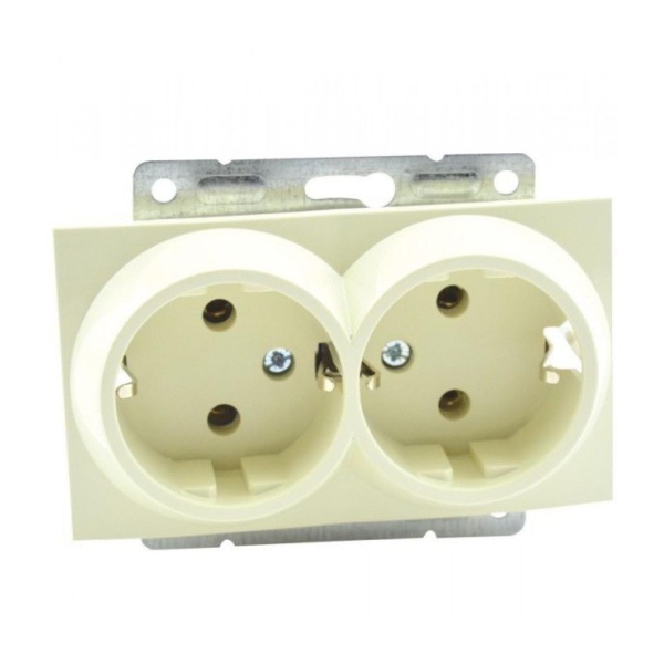 Розетка 2К+З двойная Mono Electric Despina/ Larissa 16A 250V винтовое подключение крем 500-001704-120 Розетка 2К+З двойная Mono Electric Despina/ Larissa 16A 250V винтовое подключение крем 500-001704-120