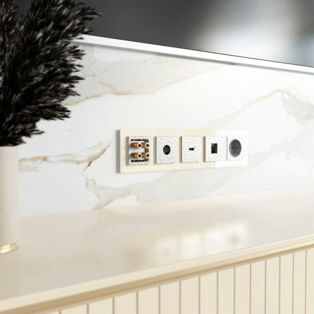 Розетка Werkel Hammer Ethernet RJ-45 серебряный W1281006 4690389163036