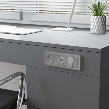 Выключатель двухклавишный Werkel (cеребряный рифленый) W1122009 4690389159626