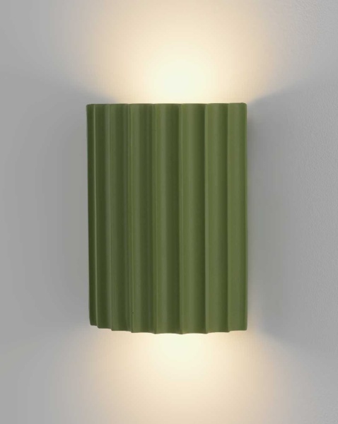 Светильник настенный светодиодный Moderli Bailey V11222-WL