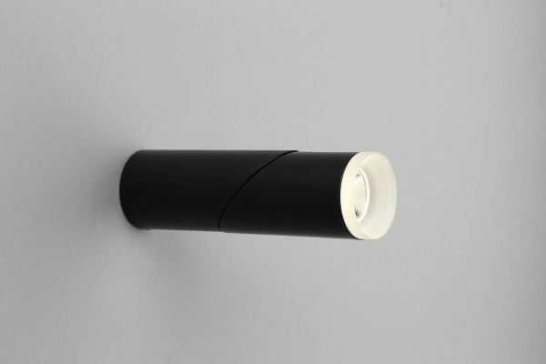 Светодиодный спот Omnilux Ultimo OML-100219-10 Светодиодный спот Omnilux Ultimo OML-100219-10