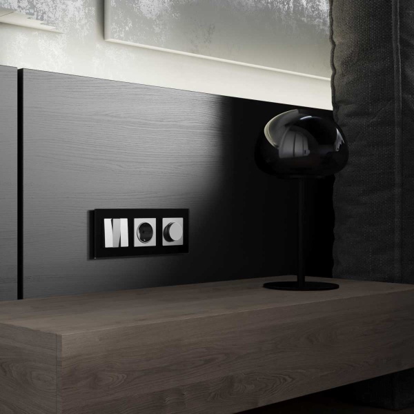 Выключатель Werkel трехклавишный серебряный матовый W1130065 4690389205385