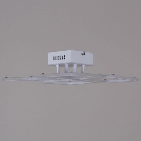 Потолочная светодиодная люстра Reluce 09821-3.3-04 WH