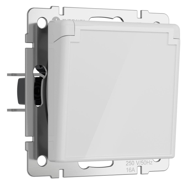 Розетка Werkel с заземлением, с защит. крышкой и шторками W1171241 4690389197338