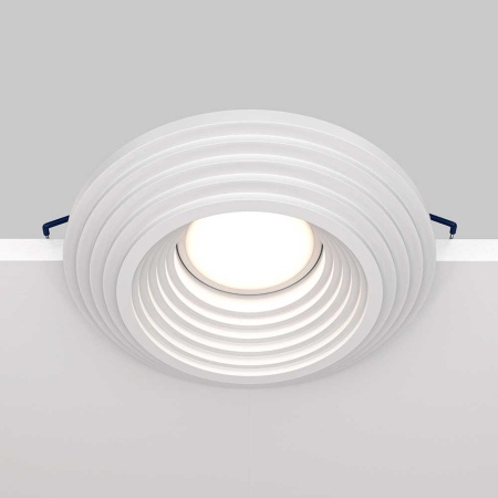 Встраиваемый светильник Maytoni Gyps DL004-1-01-W