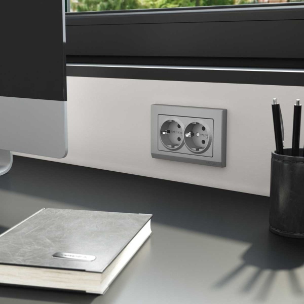 Розетка двойная с заземлением Werkel серебряный матовый W1172065 4690389195617