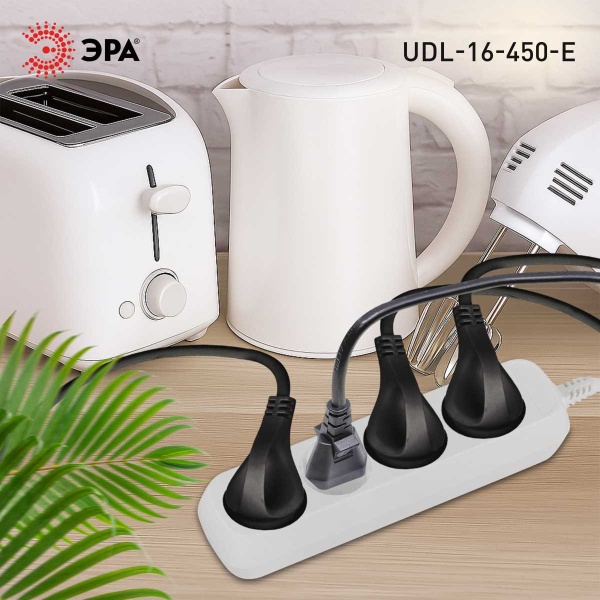 Удлинитель электрический ЭРА UDL-16-450-E Greenline 4 розетки с заземлением 5м ПВС 3x1мм2 Б0065062