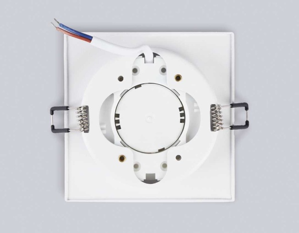 Светильник встраиваемый Ambrella Light TN6709