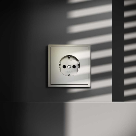 Розетка встраиваемая Voltum S70 с заземлением 16А, (шелк) VLS040104