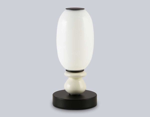 Настольная лампа Ambrella Light HIGH LIGHT LH53154