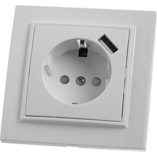 Розетка 1-местная с/з Stekker, PST16-9011-01, 250В, 16А с защитной шторкой и с USB Эрна, белый 39051