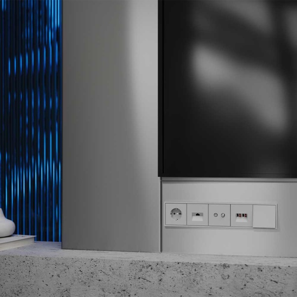 Накладка для розетки с заземлением, S70 (серый) Voltum VLS000616