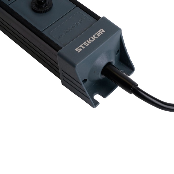 Сетевой фильтр 4-местный с/з Stekker 3x1мм2, 3 м, 250В, 16А Techno, HM22-41-03, черный 50157