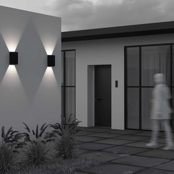 Уличный настенный светильник Maytoni Outdoor Drape O525WL-L20B3K