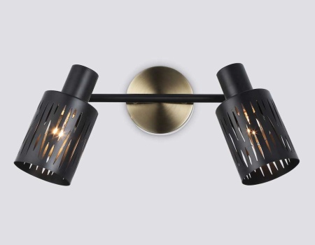 Настенно-потолочный спот Ambrella light TRADITIONAL TR8668