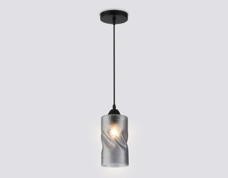 Светильник подвесной со стеклянным плафоном Ambrella light Traditional TR3413