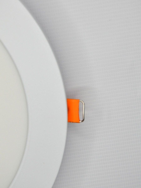 Встраиваемый светодиодный светильник Elvan VLS-1618R-18W-WW-Wh