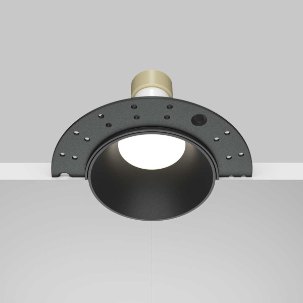 Встраиваемый светильник Maytoni Technical Downlight Share DL126-GU10-TRS-B