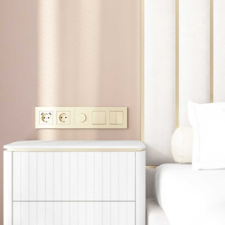 Рамка на 5 постов Slab шампань софт W0052911 a071629