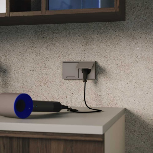 Накладка для розетки с заземлением, защитными шторками и крышкой, S70 (капучино) Voltum VLS000814