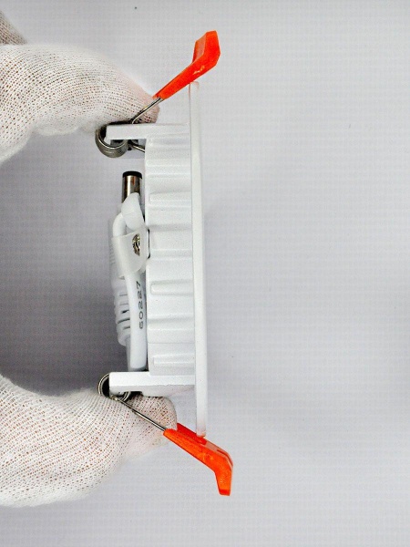 Встраиваемый светодиодный светильник Elvan VLS-5002R-5W-WW-Wh