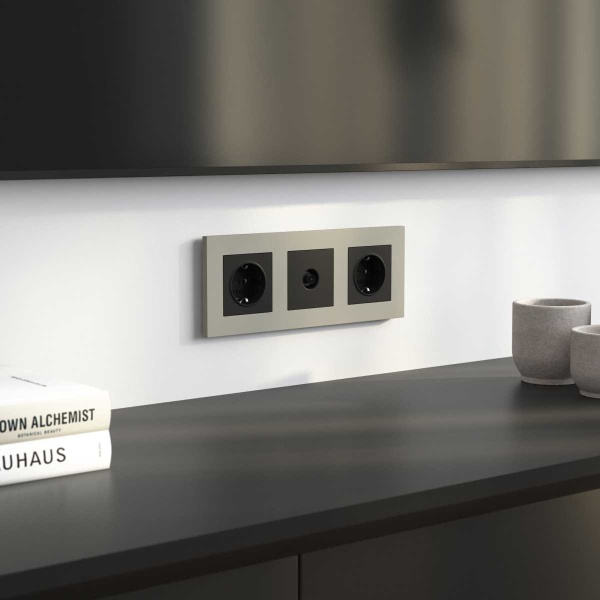 Рамка на 3 поста Werkel Slab дымчатый софт W0032917 a071626