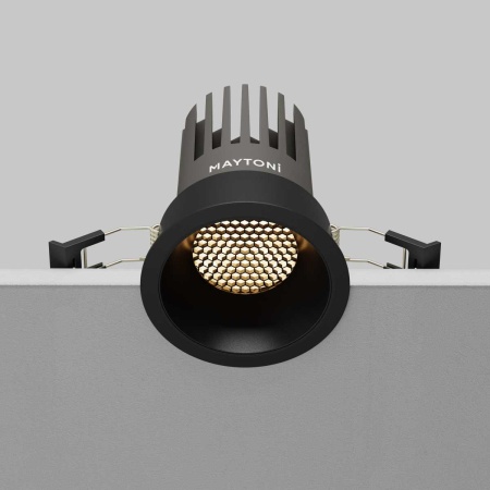Встраиваемый светильник Maytoni Technical DL117-15W-3K-B