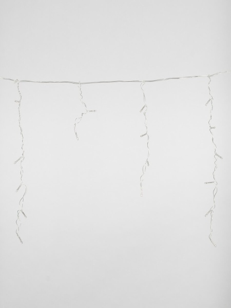 Светодиодная гирлянда Uniel бахрома 220V разноцветный ULD-B1805-048/DTA Multi IP20 UL-00005273