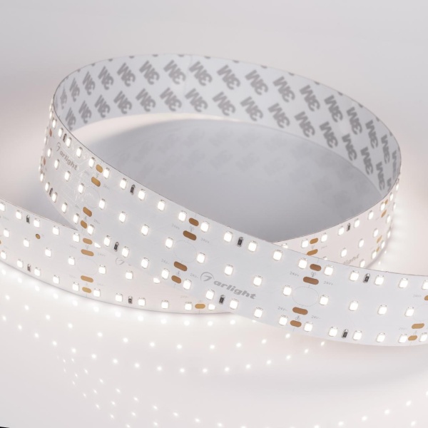 Светодиодная лента Arlight 25W/m 280LED/m 2835SMD дневной белый 2,5M 021201(2)