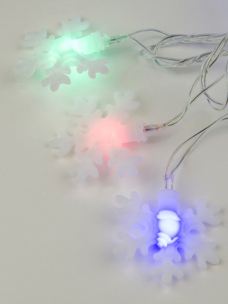 Светодиодная гирлянда Uniel Снежинки 220V разноцветный ULD-S0700-050/DTA MULTI IP20 SNOWFLAKES-3 07936