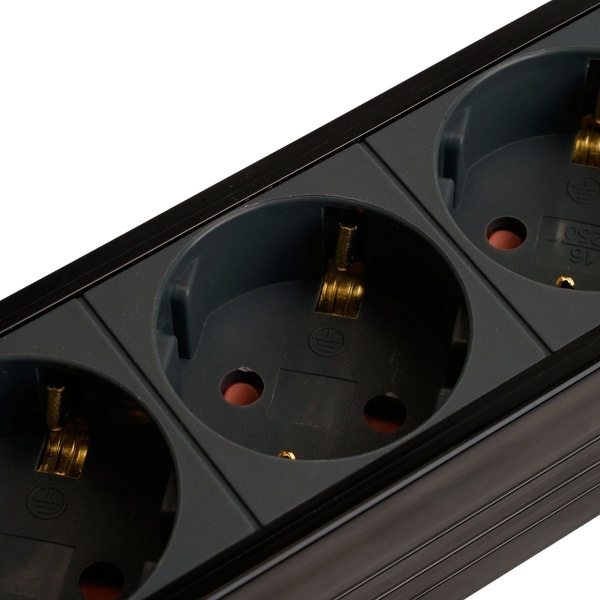 Сетевой фильтр 4-местный с/з Stekker 3x1мм2, 5 м, 250В, 16А Techno, HM22-41-05, черный 50158