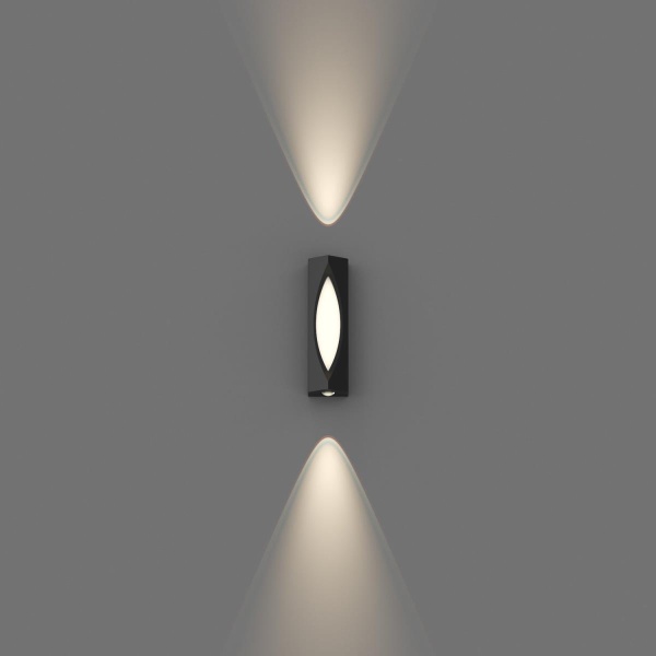 Уличный настенный светильник Favourite Rombo 4848-2W